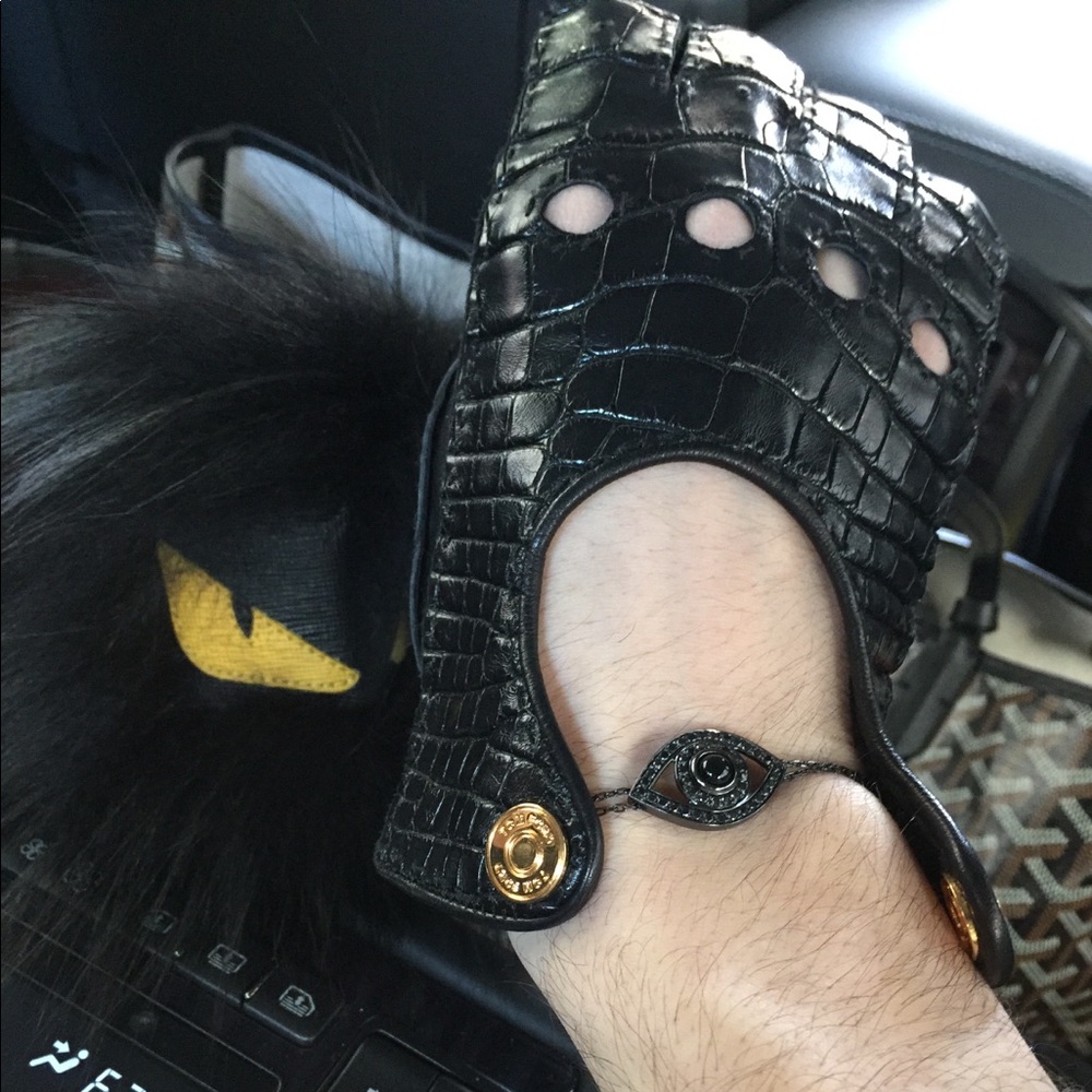 Meet your Posher, Kevin